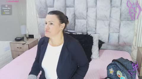 charlotte online show from 29, 9, 2025