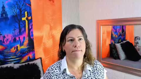 charlotte online show from 9, 10, 2025