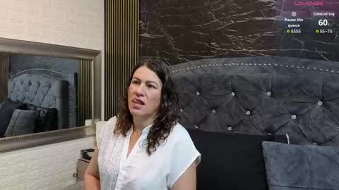 charlotte online show from 22, 4, 2026