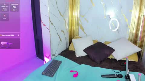 charlotte__milf online show from 26, 5, 2026