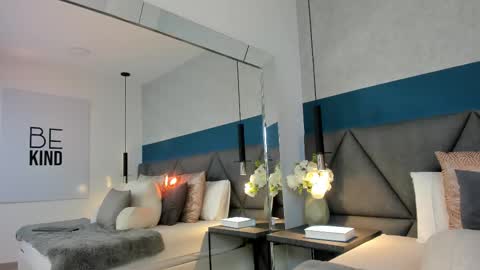 Charlotte online show from 6, 3, 2025