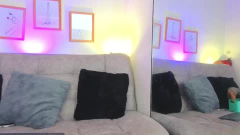 Snapshot of charlotte_copper chatting on 15, 5, 2026 Charlotte online show from 15, 5, 2026