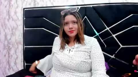 Charlotte  online show from 28, 7, 2026