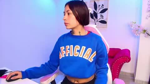 Charlotte online show from 14, 4, 2026