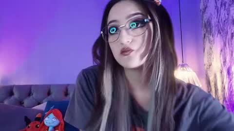 Snapshot of charlotte_germanotta_ chatting on 1, 5, 2026 Charlotte online show from 1, 5, 2026