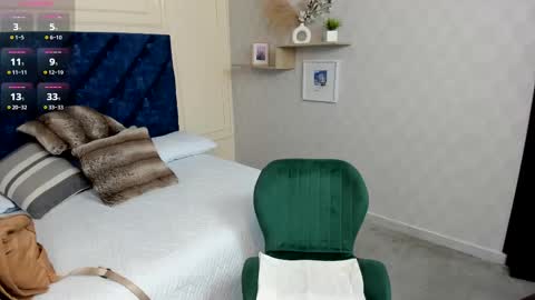 Charlotte Mayers online show from 23, 9, 2025