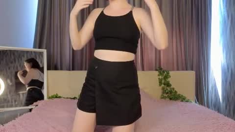 charlotte_mistresssss online show from 26, 6, 2026