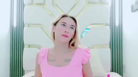 Charlotte online show from 25, 10, 2025