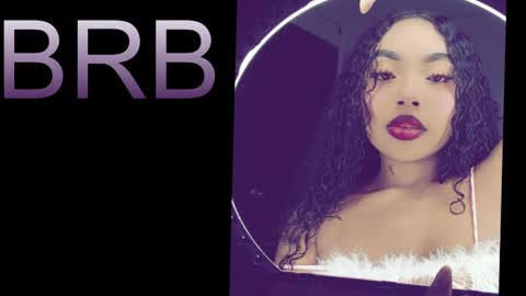 charlotte_walker1 online show from 12, 9, 2025