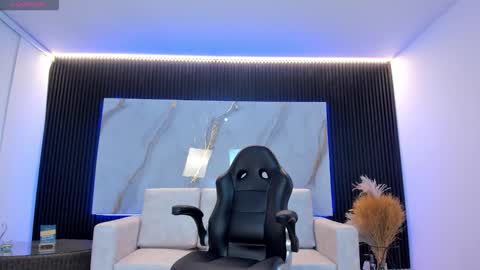 Charlotte  Everyday From 0700 to 1300 Col Time online show from 6, 1, 2026