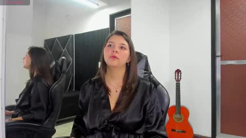 charlottee_starr online show from 10, 10, 2025