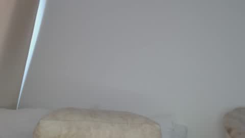 charlottehorny1 online show from 11, 1, 2026