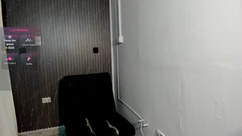 charlotteking8 online show from 6, 3, 2026