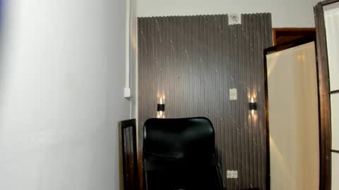 charlotteking8 online show from 8, 3, 2026