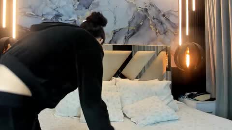 Snapshot of charlottekraviz chatting on 8, 3, 2026 Charlotte online show from 8, 3, 2026