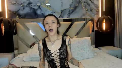 Snapshot of charlottekraviz chatting on 13, 3, 2026 Charlotte online show from 13, 3, 2026