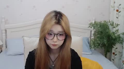 Charlotte online show from 23, 9, 2025