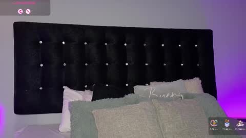 Snapshot of charlotterussel chatting on 25, 12, 2024 charlotterussel online show from 25, 12, 2024