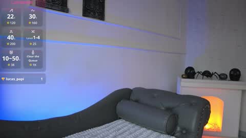 Snapshot of charlotterusso chatting on 14, 10, 2025 Lauren Rus online show from 14, 10, 2025