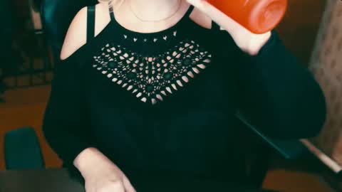 CharlotteXTasty online show from 4, 12, 2024