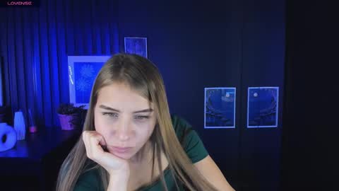 Snapshot of charmbianca chatting on 1, 2, 2025 Bianca online show from 1, 2, 2025