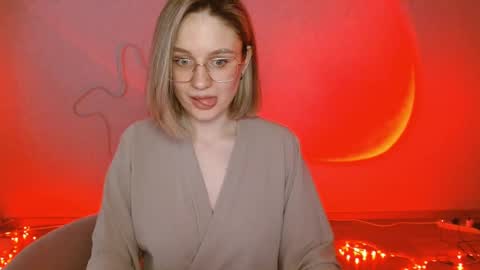 Michelle  online show from 7, 2, 2025