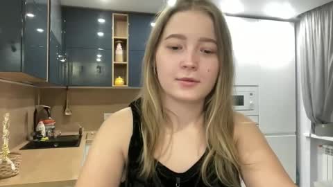 Sarah online show from 12, 9, 2025