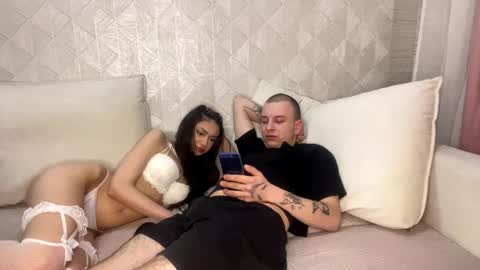 Snapshot of charmsexycouple chatting on 18, 4, 2026 Vin and Katie online show from 18, 4, 2026