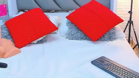 Charon  Stom online show from 18, 11, 2025