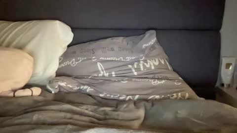 Vicky online show from 10, 11, 2025