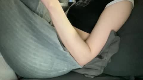 Vicky online show from 27, 2, 2026