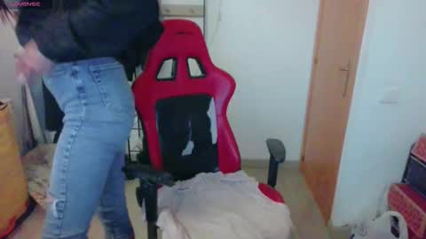 Snapshot of chased12 chatting on 2, 11, 2025 Chasey online show from 2, 11, 2025