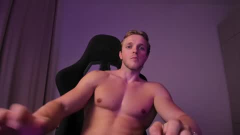 Chase Reed online show from 8, 7, 2026