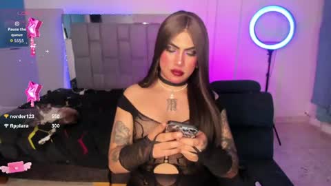 Sophie  online show from 17, 7, 2026