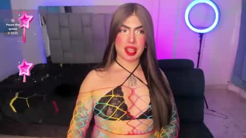 Sophie  online show from 22, 7, 2026
