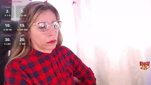 CHAYLA VICTORIA RUIZ  online show from 5, 12, 2025