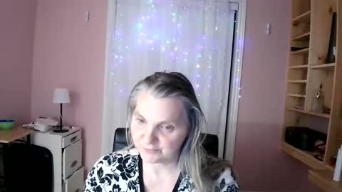 chealsiek online show from 24, 4, 2026