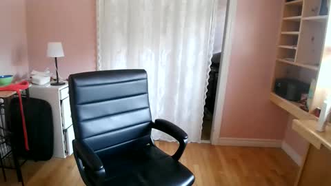 chealsiek online show from 24, 4, 2026