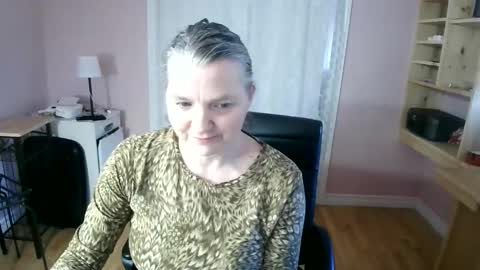 chealsiek online show from 26, 4, 2026