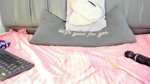 Snapshot of cheerlynn chatting on 6, 2, 2025 Cherlyn online show from 6, 2, 2025