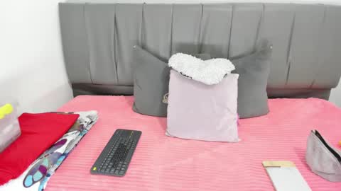 Snapshot of cheerlynn chatting on 22, 2, 2025 Cherlyn online show from 22, 2, 2025