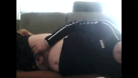 Snapshot of cheesy4444 chatting on 11, 2, 2025 Tom online show from 11, 2, 2025