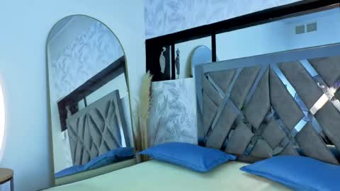   online show from 21, 4, 2026