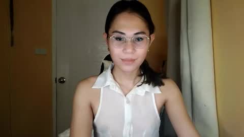 chelly4u69 online show from 28, 3, 2026