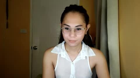 chelly4u69 online show from 3, 4, 2026