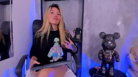 Snapshot of chelseadalea chatting on 13, 2, 2025 Chelsea online show from 13, 2, 2025