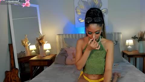 Chelseaquinn online show from 23, 4, 2026