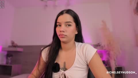 chelsey_hudson online show from 7, 10, 2025