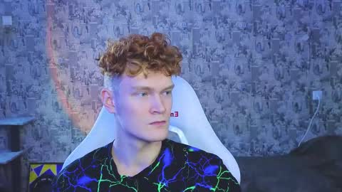 LUCASRYANPVT IS OPEN online show from 19, 2, 2025