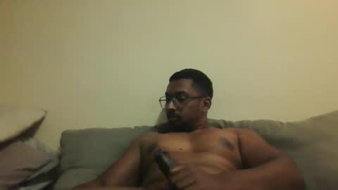 Snapshot of chennaibull1011 chatting on 11, 5, 2026 chennaibull1011 online show from 11, 5, 2026